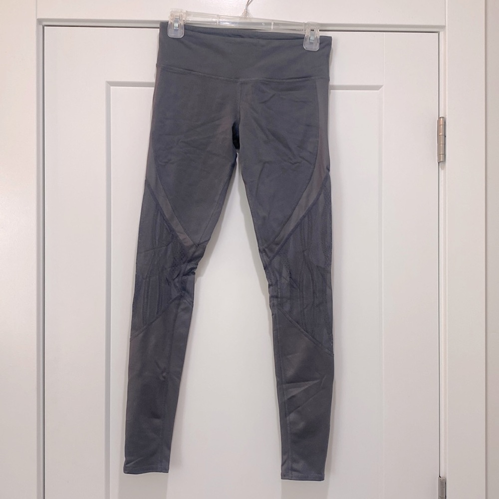 Alo leggings gray size small. Mesh lace cutout detail